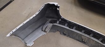 HYUNDAI i30 COMBI r.v. 2021, ZADNÝ NÁRAZNIK. - 6