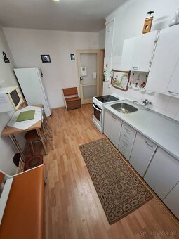 1-izbový byt, centrum mesta - 6