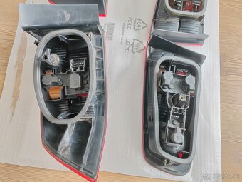 Renault Laguna 2 sedan zadné svetlá - 6