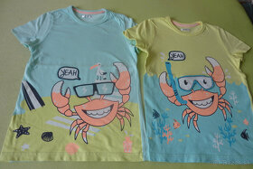 Krásne letné tričká v.122 -krab na pláži- ako nové - 6