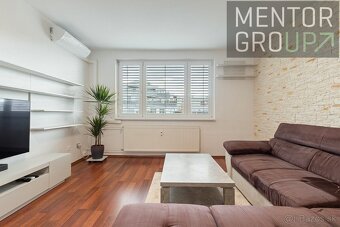 360° VR - Ponúkame na predaj pekný, 2i. byt v Starom Meste - - 6