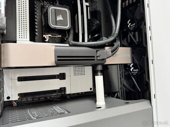 Ryzen 9 9950X3D\32GB\RTX 5080\SSD\1200W Zdroj - 6