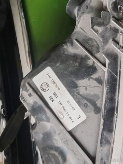 Svetlo hyundai i30 a hmlovky octavia 3 - 6