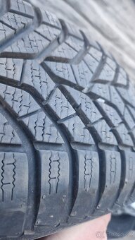 235/80R16 zimne - 6