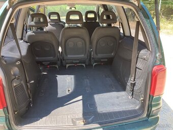 Predám Vw Sharan 1,9 automat - 6