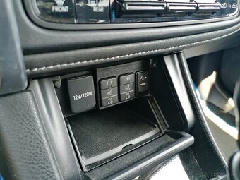 Toyota Auris 1.2 - Touring Sport - 6