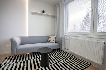 DIZAJNOVÁ - GARSONKA, 25m² - v srdci DUBNICE NAD VÁHOM - 6