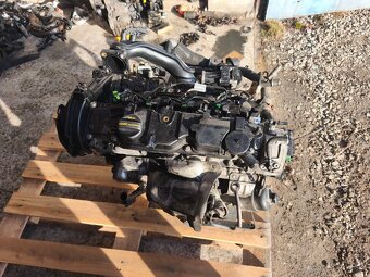 Motor Peugeot Ford 1.6 HDI - 6
