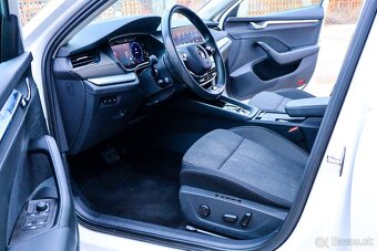 Škoda octavia combi 4 2.0tdi 2023/7 - 6