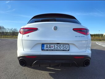 Alfa Romeo Stelvio 2.0 Q4 2022 - 6