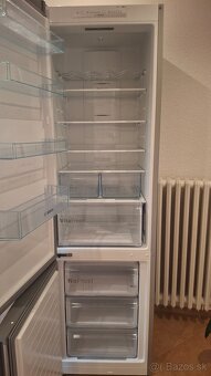 Chladnička s mrazničkou Bosch - 6