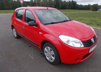 Dacia Sandero 1,2 benzín manuál 55 kw - 6