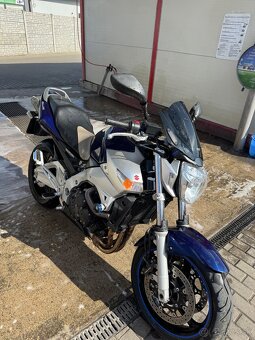 Suzuki gsr600 - 6