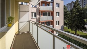 3 izbový byt 72 m2 s balkónom 4,4 m2, Brezová pod Bradlom - 6