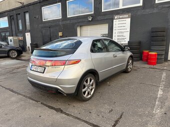 Honda Civic 2.2 iCTDI - 6