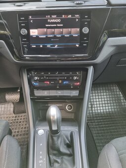 Predám VW Touran 1,5 TSI DSG - 6