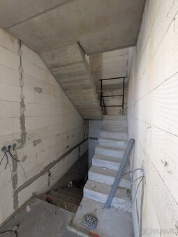 Stavebný pracovník – Všestranná pomoc na dohodu - 6