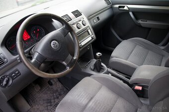 VW Touran 2,0Tdi 103kW r.v. 02/2008 - 6