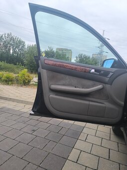 Audi A6 C5 2.4 V6 - 6