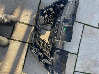 Maska Nissan Qashqai J11 - 6