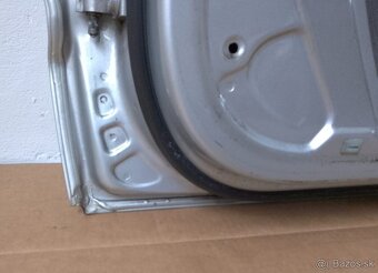 dvere Superb 2 sedan - LA7W 8E8E - 6