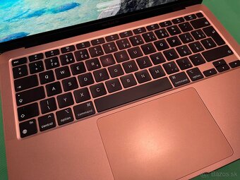 MacBook Air M1 8GB / 256GB Rosé Gold - 6