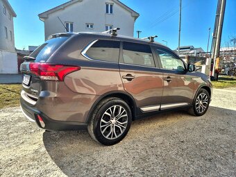 Mitsubishi Outlander 2.2D 4x4 7.miest - 6