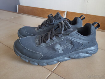 Panske bezecke tenisky UNDER ARMOUR CHargedAssert. - 6