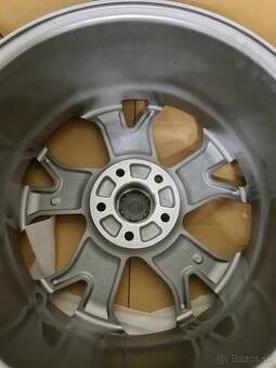 NOVE-DISKY 5X112 R18 8,0J ET35 - 6