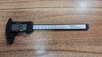 Predám plastové digitálne posuvné meradlo od 0 do 150mm - 6