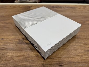 XBOX ONE S 1TB bez ovládača - 6