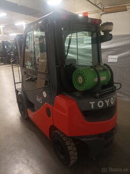 Vysokozdvižný vozík Toyota 2.0 LPG - 6