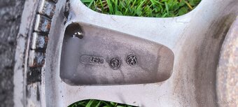 Elektróny VW R17 - 6