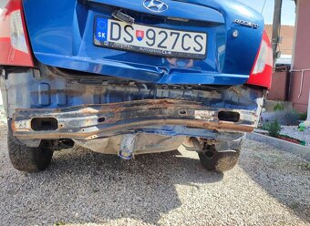 Hyundai Accent - 6