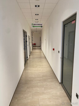 Obchodný priestor na predaj v centre mesta Rožňava - 6