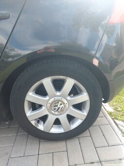 Wolsvagen golf 5 85.kw 1.6 benzín 6 rýchlostný manual - 6