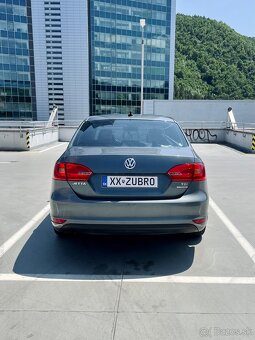 VW Jetta 1.6TDI 2012 - 6