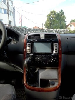 Kia carnival ex - 6
