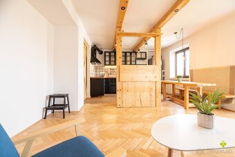 Veľkometrážny 3 izbový byt Staré sídlisko Prievidza 90 m2 lo - 6
