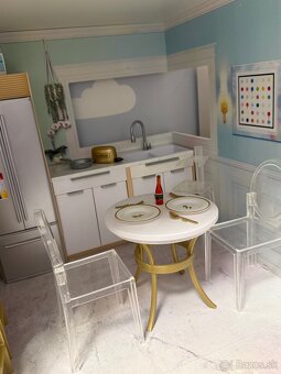 RainbowHigh dom+auto+autobus+kadernictvo - 6