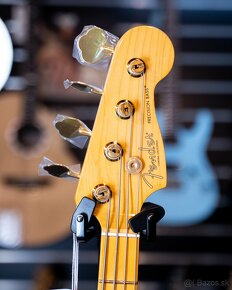 Fender Anniversarry Commemorative 75th Precission Bass - 6