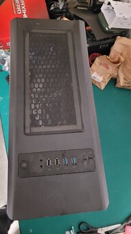 Predam PC s AMD FX-8320 s Sapphire Radeon RX 580 NITRO+ 8GB - 6