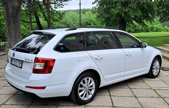 ŠKODA OCTAVIA combi 2.0TDI Elegance - 6