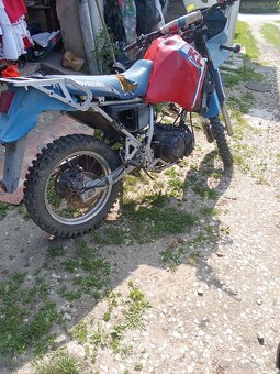 Predám Kawasaki 650 - 6