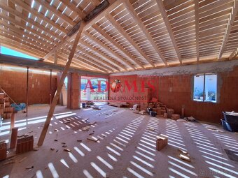 Predáme bungalov 4izbový Košice - Šaca 135m2,tep.čerpadlo,re - 6