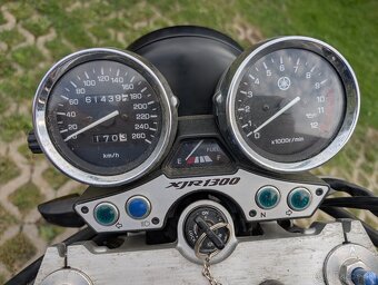 Yamaha XJR 1300 - 6