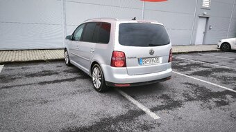 Volkswagen TOURAN 2.0tdi 125kW HIGHLINE DSG - 6
