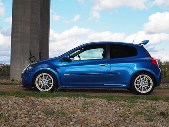 Renault CLIO SPORT RS - 6