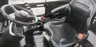 HYUNDAI 30BH-9 AKU triplex, boční posuv - 6