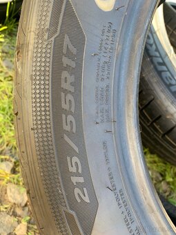 Letné pneu 215/55r17 - 6